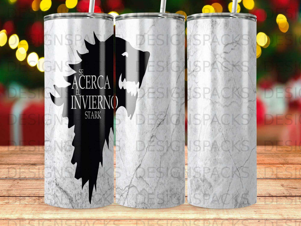 Tumbler with a Stark Industries logo and "Se acerca el invierno" text.