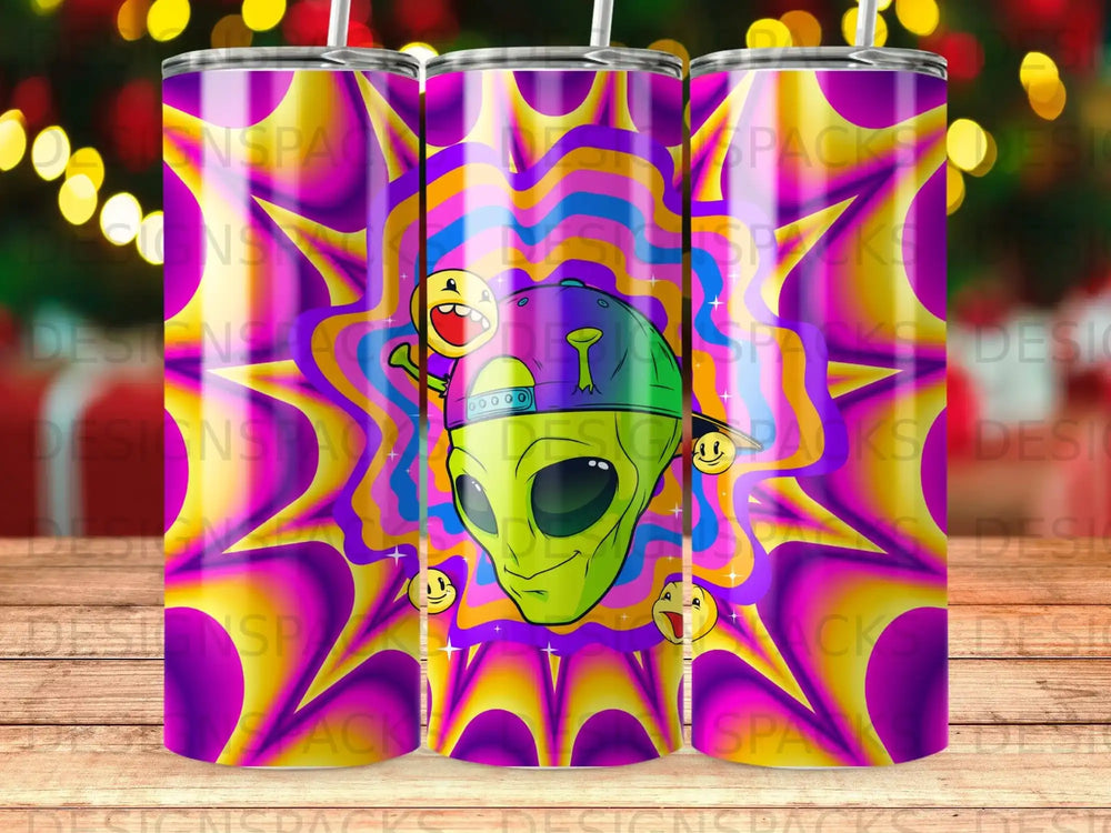 Alien face with starry background on a tumbler.
