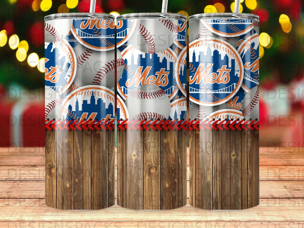 New York Mets baseball logo pattern on a tumbler with woodgrain base.