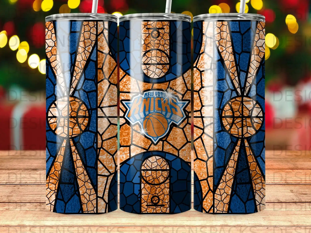 New York Knicks mosaic pattern tumbler with logo.