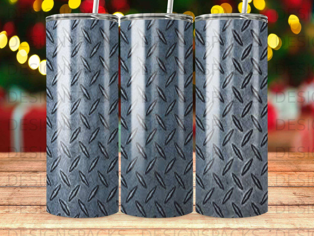 Diamond plate texture tumbler with straw.
