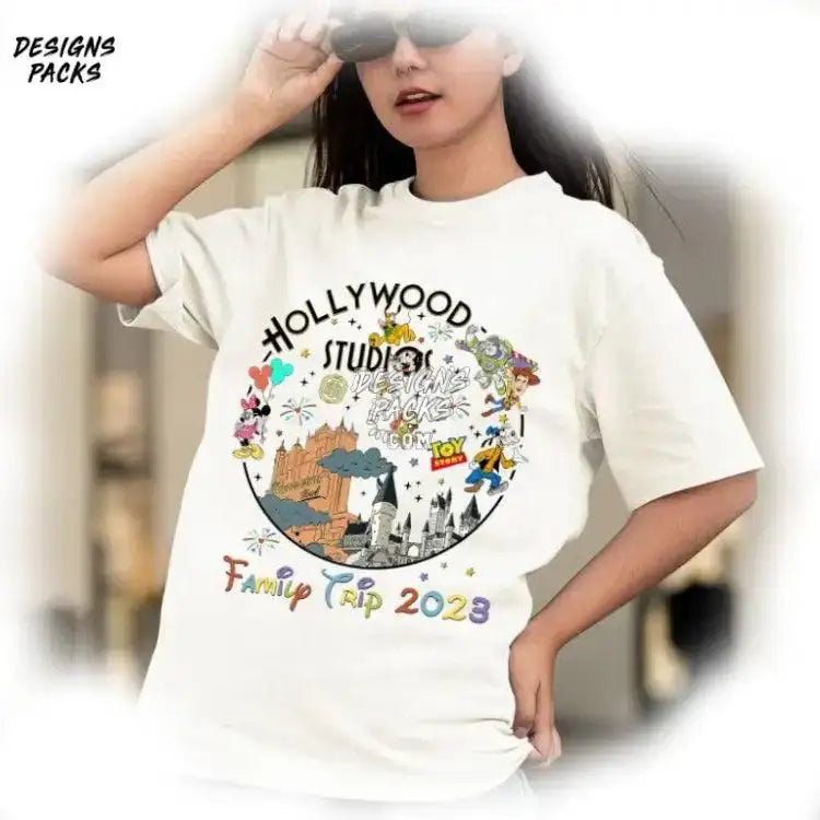 Mickey Hollywood Studios Family Vacation Cartoon Trip Png Design