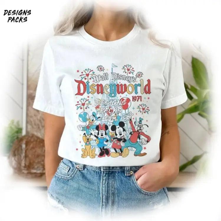 Retro Magic Kingdom Est. 1971 Christmas Cartoon Mickey And Friends Png Design